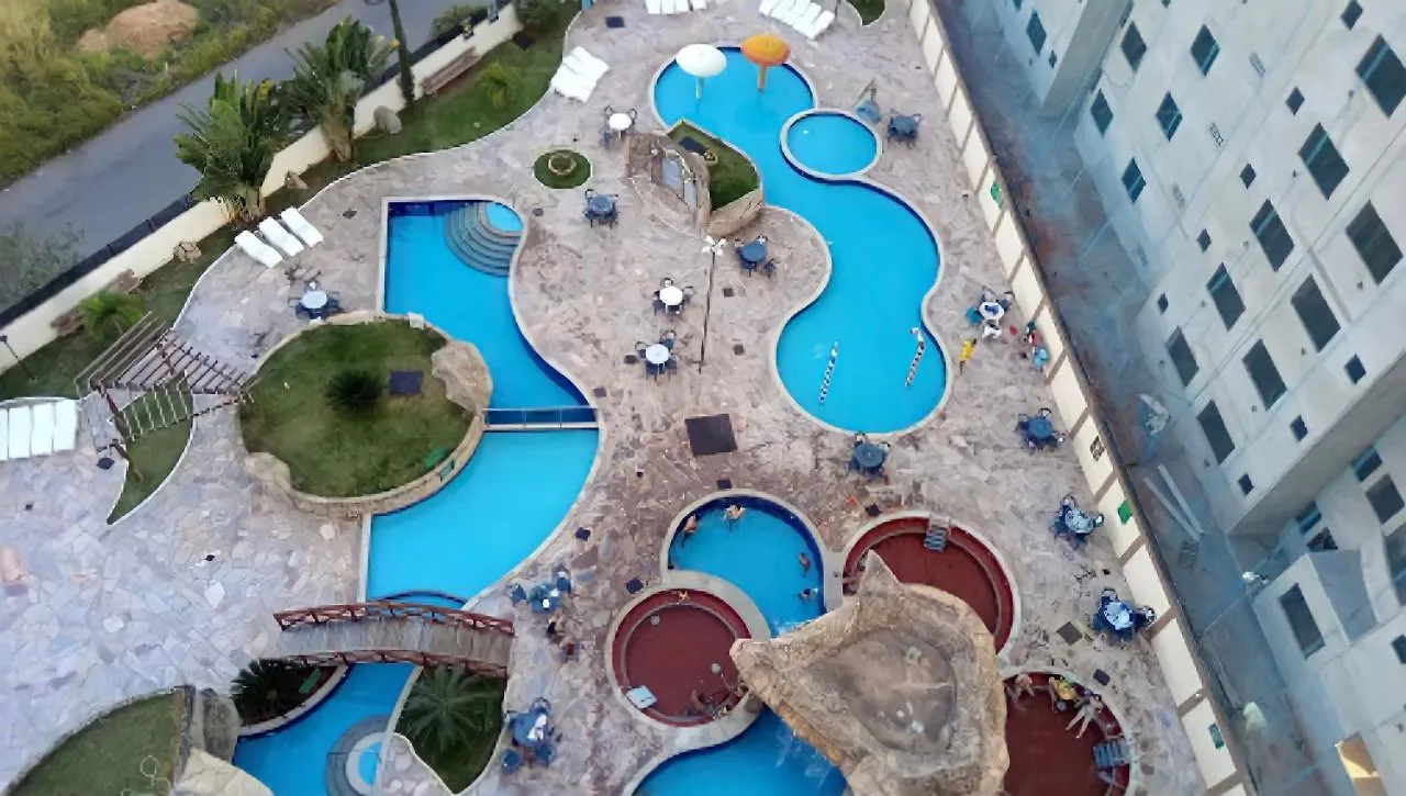 Aguas Termais Naturais Nas Piscinas Com Aguas Quentes 24 Horas Acesso Gratis Aos Parques Aquaticos Dos Resorts Golden Dolphin Grand Hotel Do Supreme E Do Express Os Melhores Hoteis Resorts Com Parque Aquatico Em Caldas Novas Garanta Ja Promocao Quali